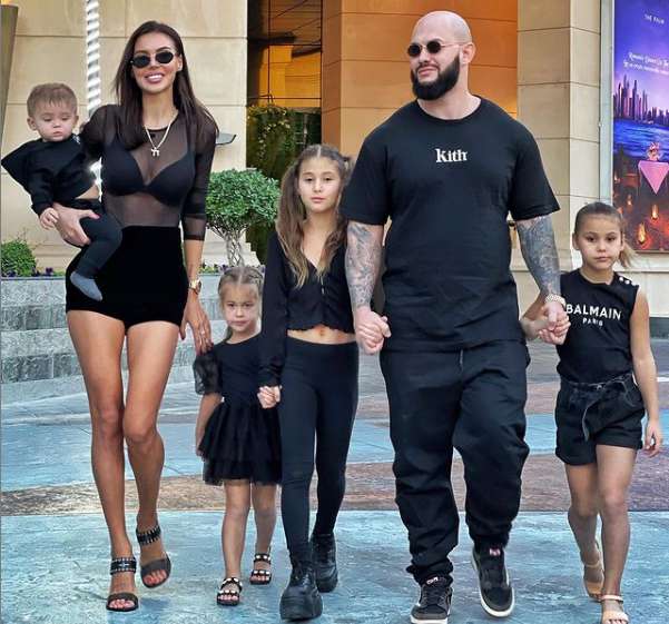 Продумать сочетающуюся одежду - та еще задача