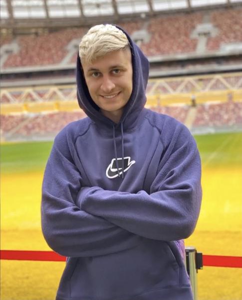 «Голоса нет»: Давид Манукян выложил видеообращение из больничной палаты