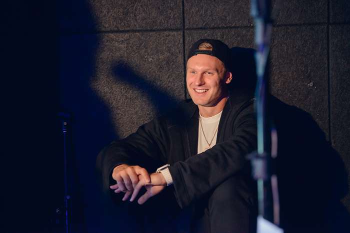 Янис Тимма пришел поддержать Анну Седокову