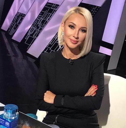 «В грудине заболело»: Кудрявцеву увезли в больницу со съемок