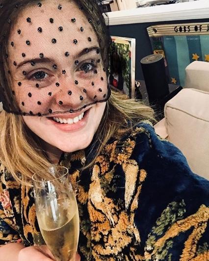 Адель официально развелась с отцом своего ребенка