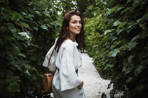 Естественная красота в почете: кто из звезд не стесняется селфи без макияжа