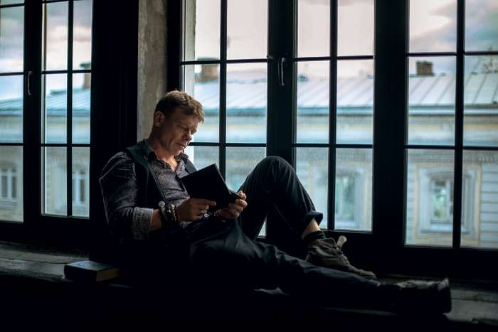 Сын очень сильно похож на меня по сути: свободолюбием своим, независимостью. Мне хотелось, чтобы он жил со мной, по многим причинам