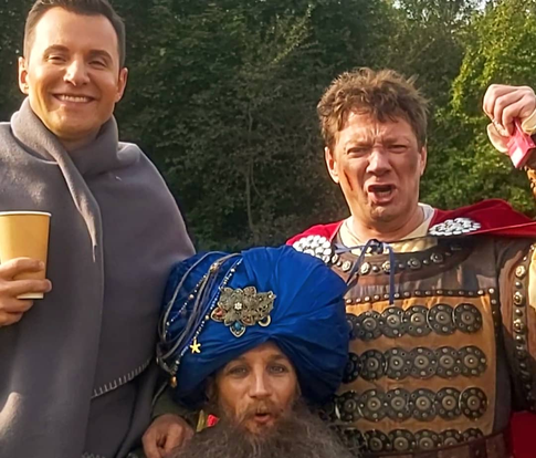 Новый сериал «По Колено» — любовь, амбиции и сила характера