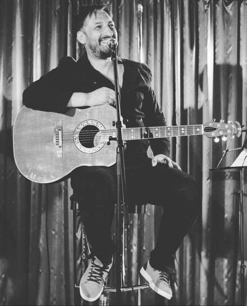 Скончался лидер группы «Старый приятель»