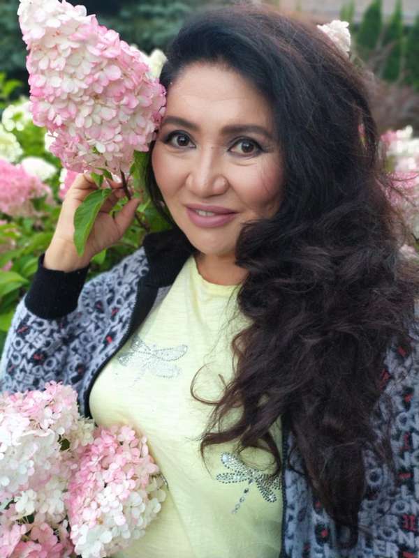 Кажетта Ахметжанова Кажетта Ахметжанова