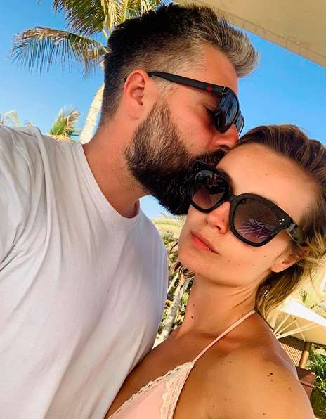 Дмитрий Исхаков и Полина Гагарина