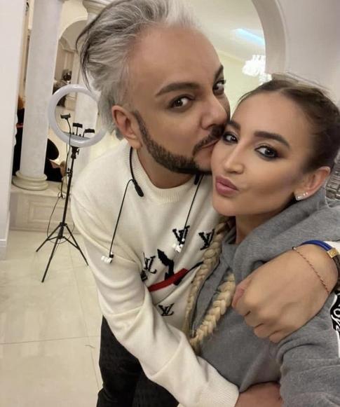 Киркоров намекнул, что причиной расставания Бузовой и Манукяна стала другая женщина