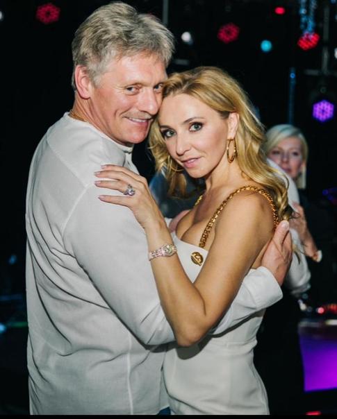 Татьяна Навка показала фото с Дмитрием Песковым из Крыма