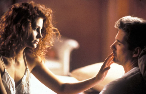 Без оглядки: селебритис, которые сбежали из-под венца