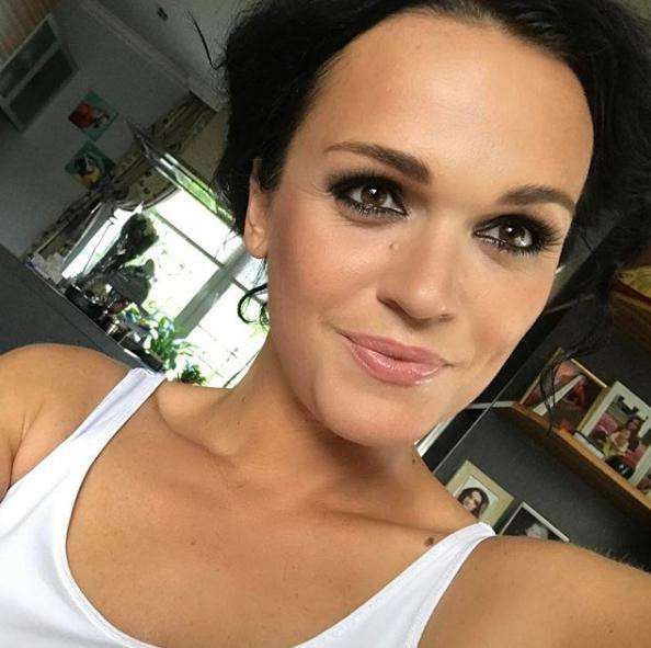 Певица Слава