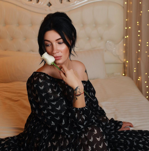 Анастасия Приходько стала многодетной мамой