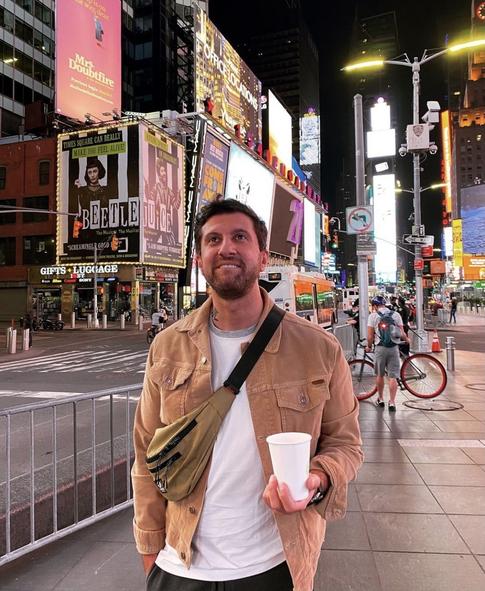 Блогер Амиран Сардаров женился на внучке покойного президента Узбекистана