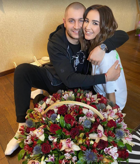 Манукян о разрыве с Бузовой: «Когда любишь, иногда приходится отпускать»