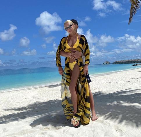 Анастасия Волочкова впервые показала своего избранника Олега