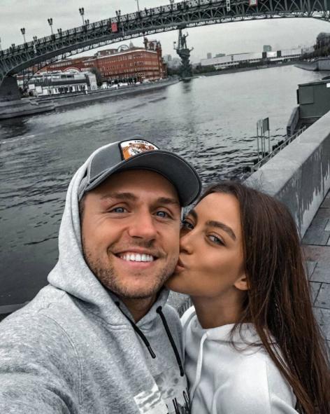 Влад Соколовский не смог вернуться в Россию из-за обстрела в Израиле