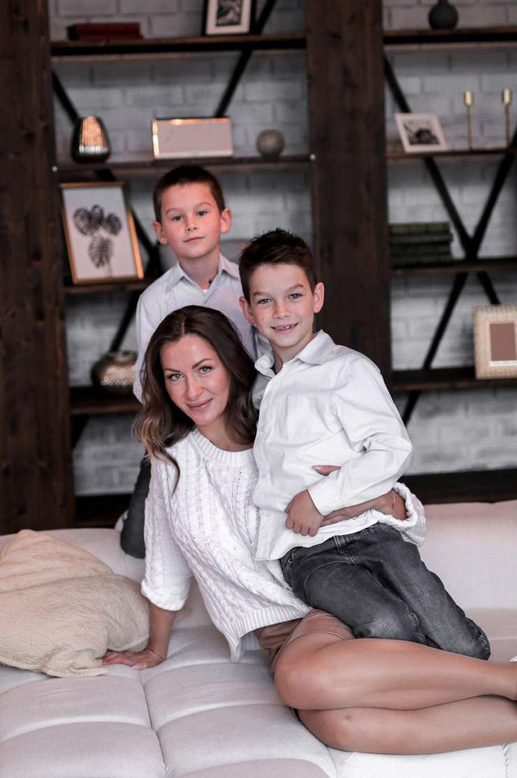 Екатерина Директоренко с детьми