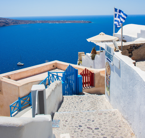 Не признает: Греция изменила правила въезда для россиян