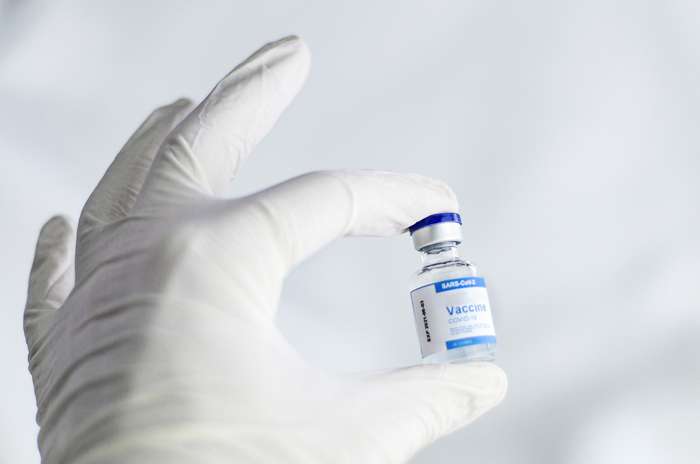За покупку липового сертификата о пройденной вакцинации от коронавируса можно получить реальный срок