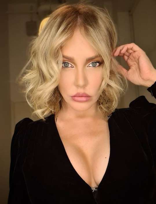 Маша Малиновская