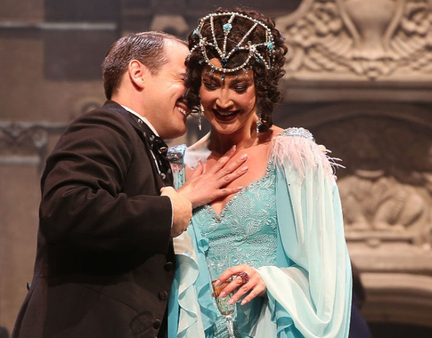 Лучшее за неделю: Газмановы признались друг другу в любви, а театральная актриса Бузова заявила, что не пьет