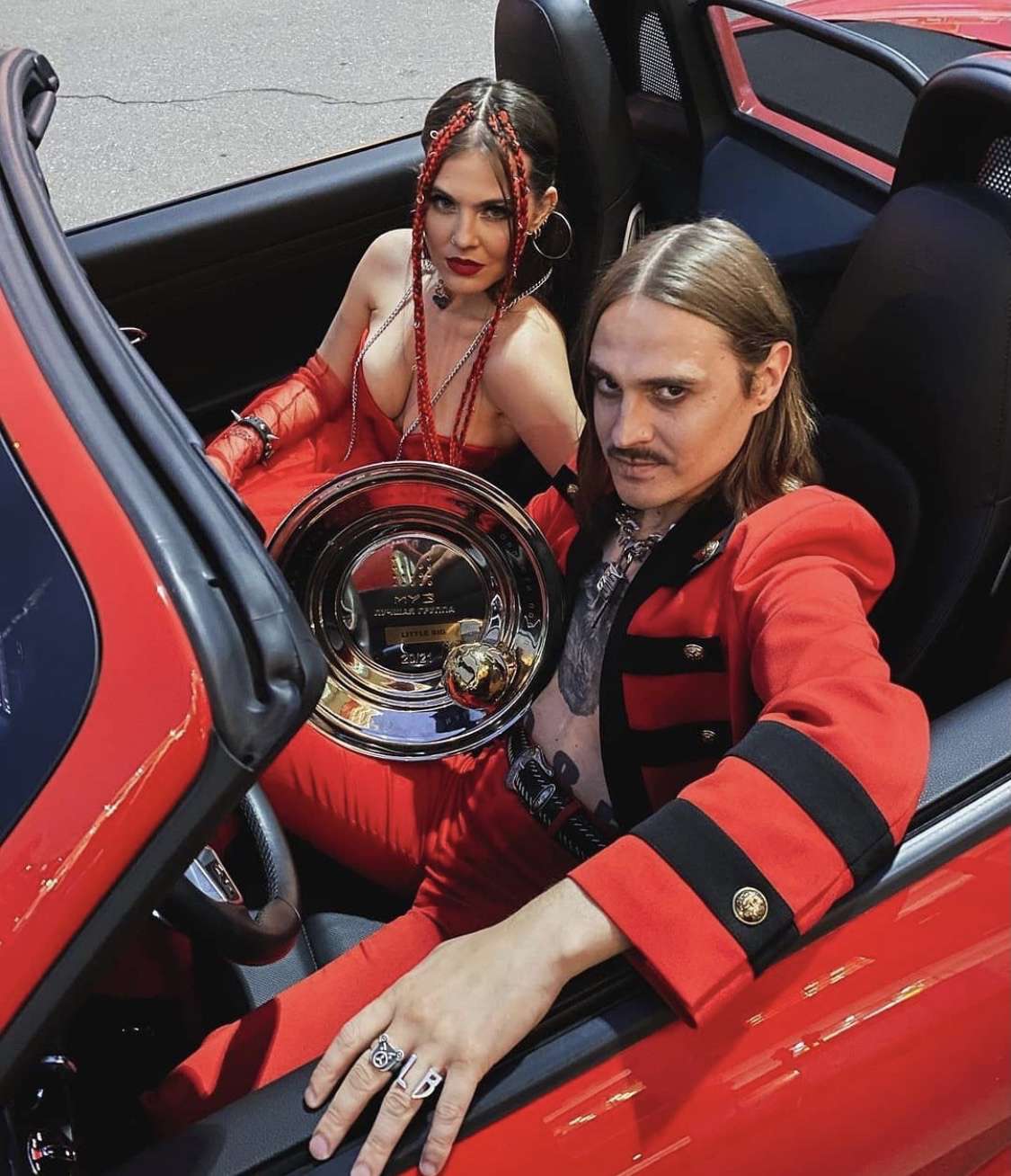 Илья Прусикин и Софья Таюрская