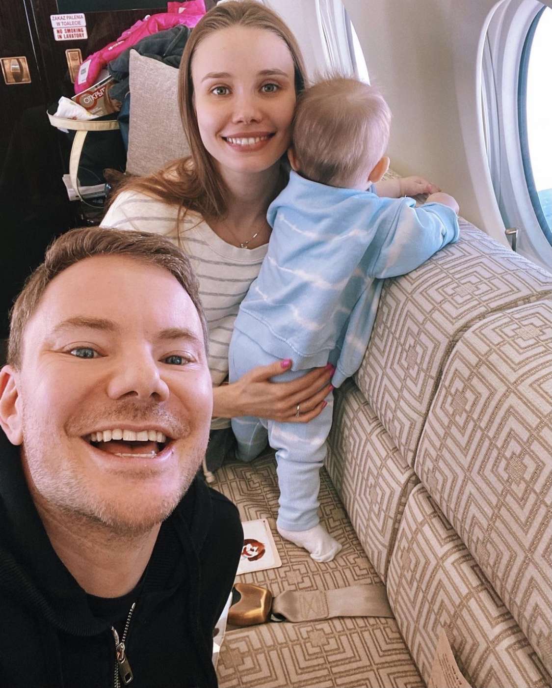 Андрей Ширман в женой и дочерью