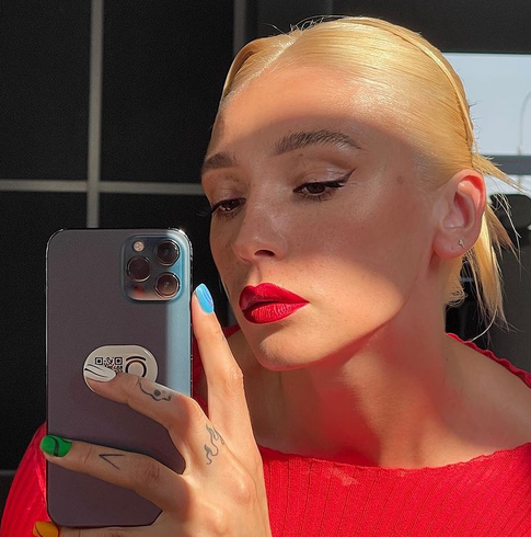 Ивлеева продемонстрировала отличную фигуру на греческом пляже