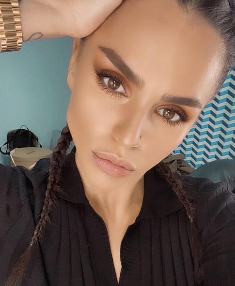 Zivert получила гонорар в размере 12 тысяч евро и отказалась выступать