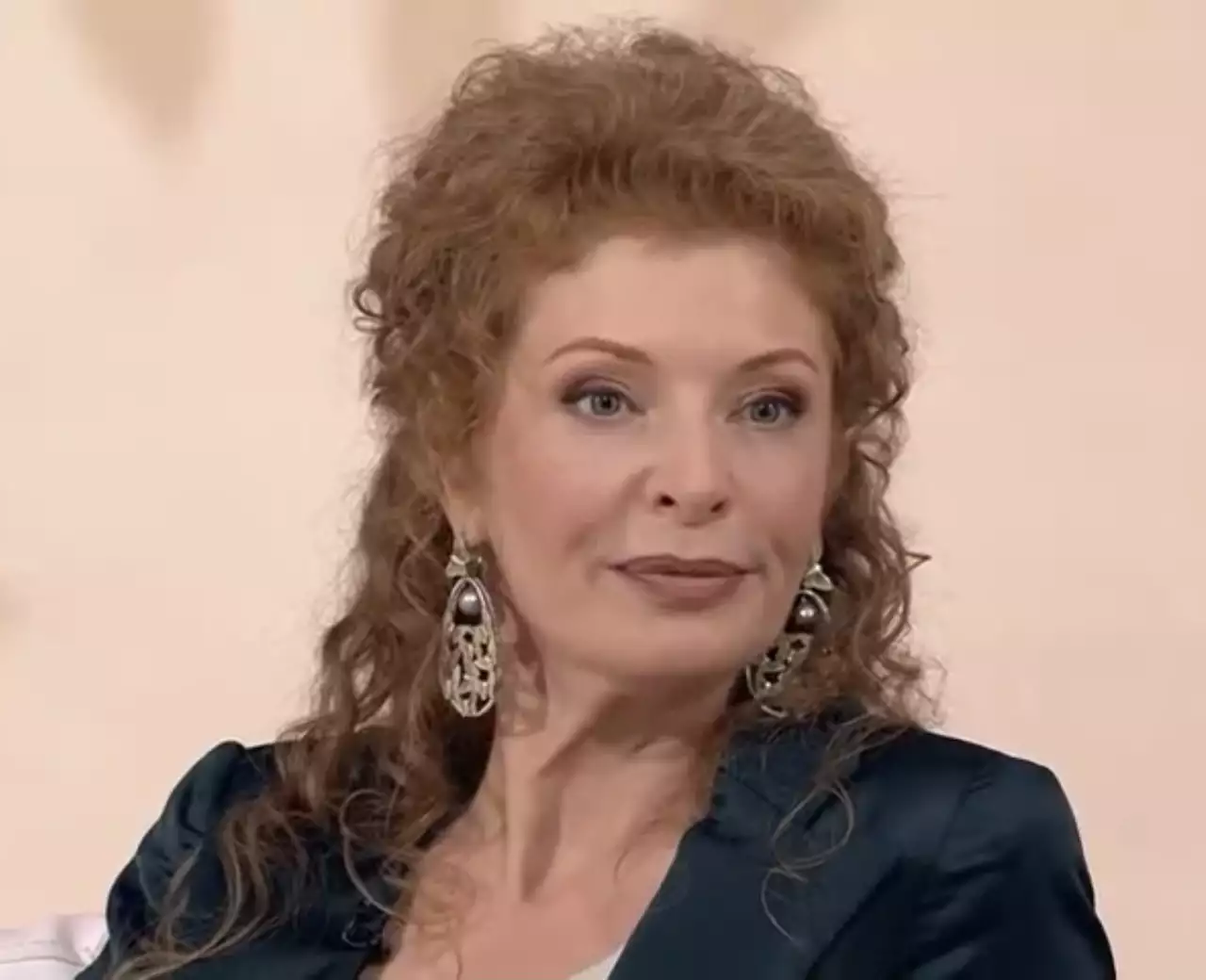 Орысша үйдегі порно видеолар