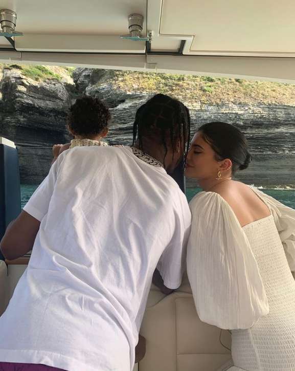 Кайли Дженнер и Трэвис Скотт