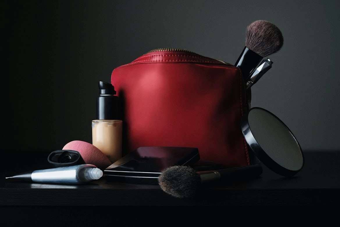 а что у вас в косметичке?