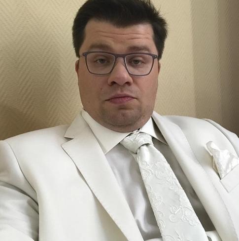 Гарика Харламова госпитализи­ровали с высокой температурой