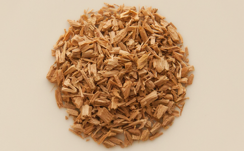 Сандал: эталонная древесная нота, очищающая душу