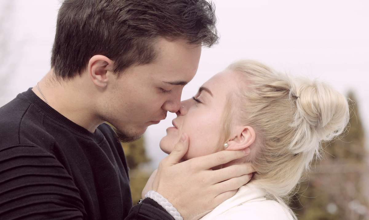 как понять, что мужчина от вас без ума