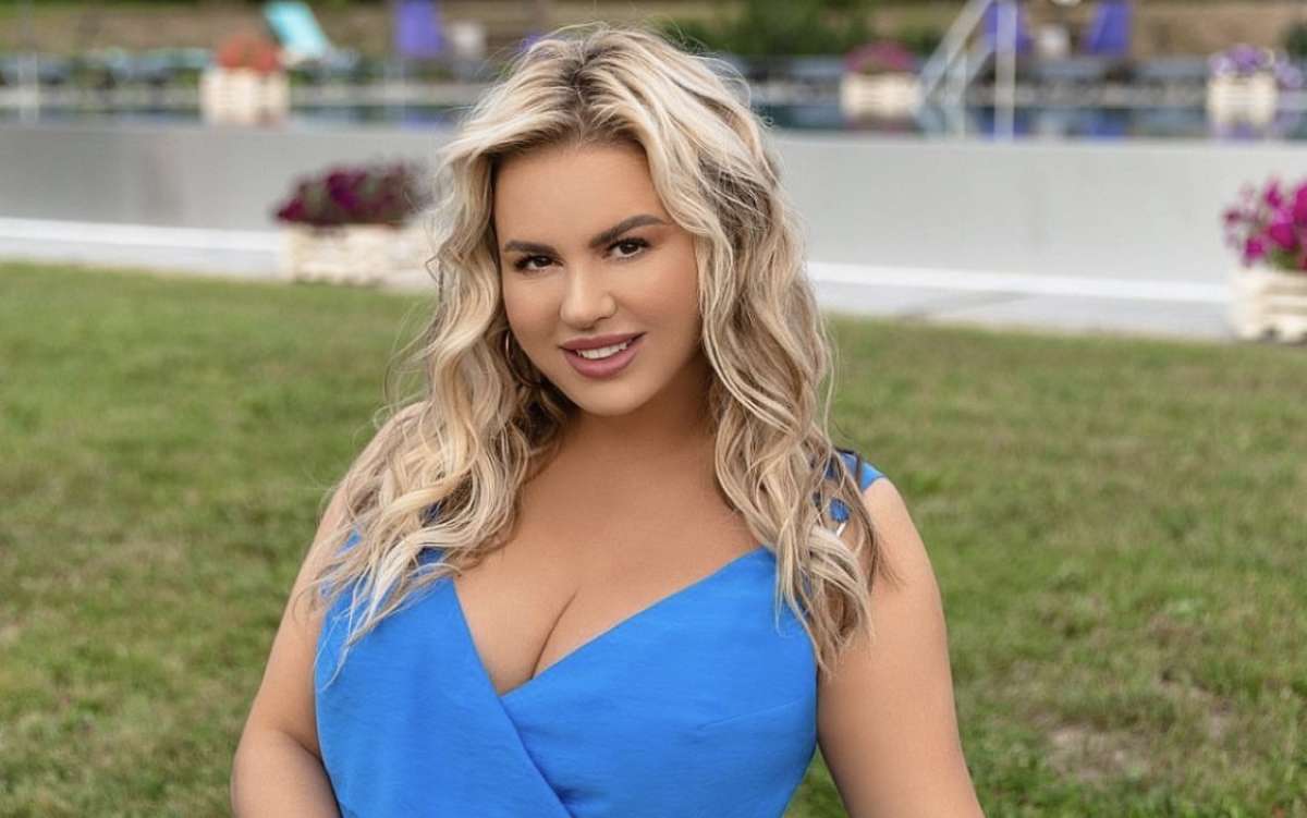 Анна Семенович