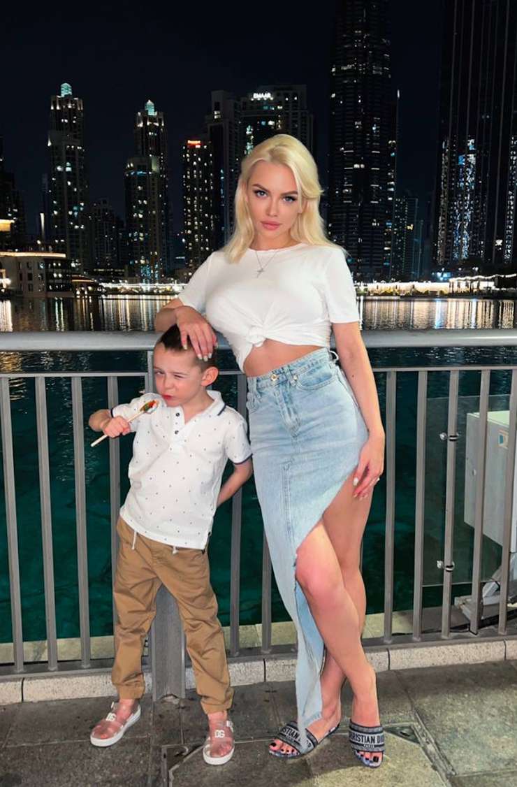 Милана с сыном