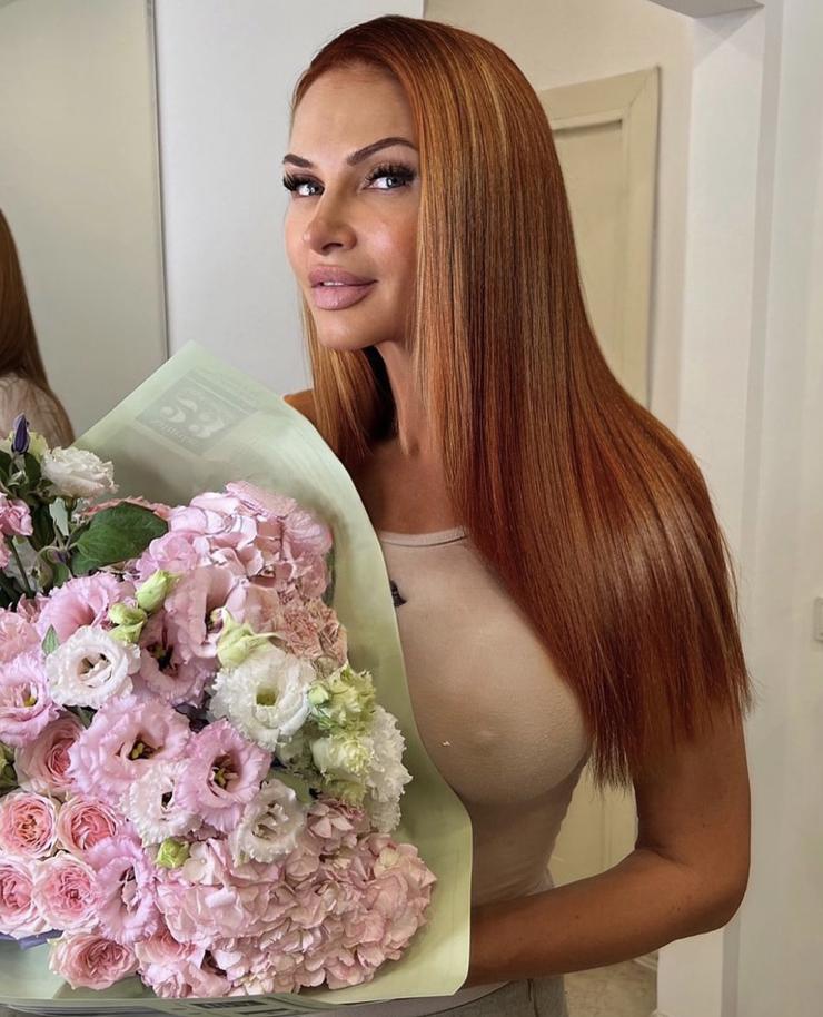 Актриса похвасталась своими формами