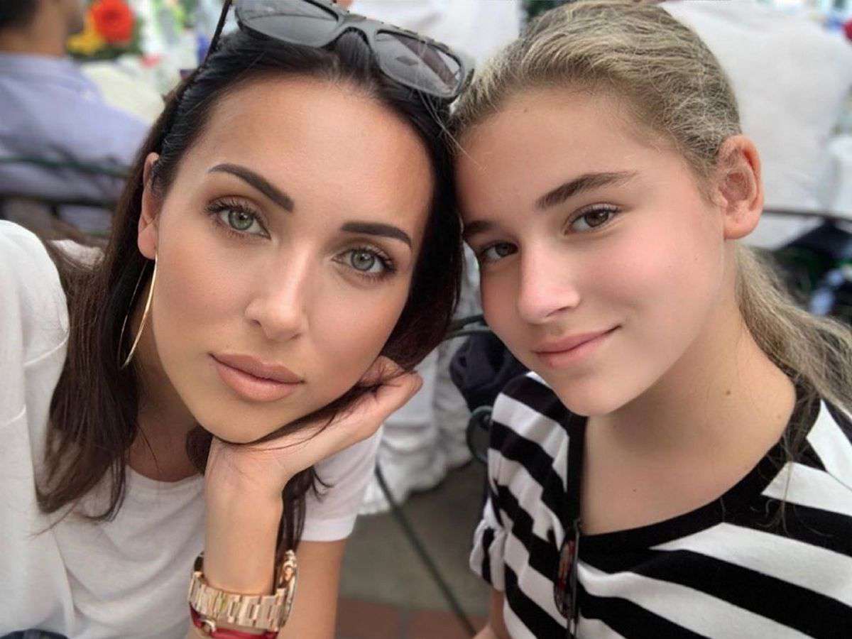 Алсу с дочерью