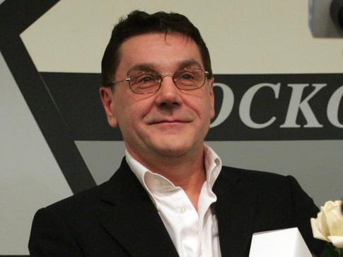 Маковецкий ответил на обвинение в драке с Максаковой на борту самолета