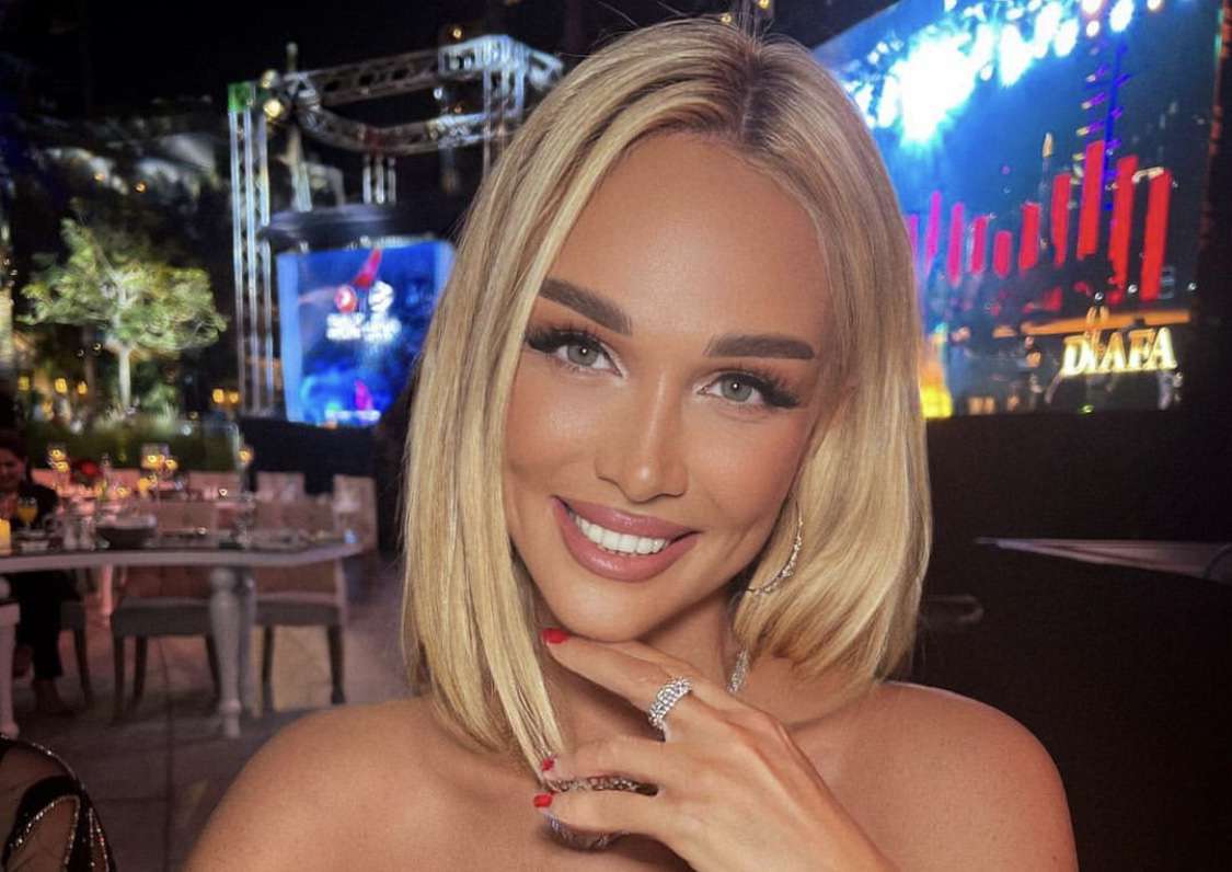 Виктория Лопырева