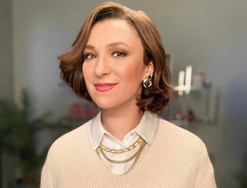 Олеся Железняк впервые выложила фото с мужем