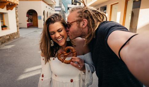 3 техники женского флирта, чтобы мужчина сошел с ума