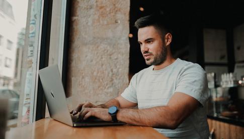 Что делать, если муж зависим от порно