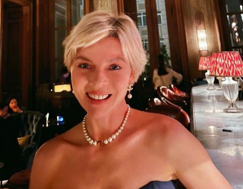 Жена Игоря Вдовина снялась топлес с маленьким сыном