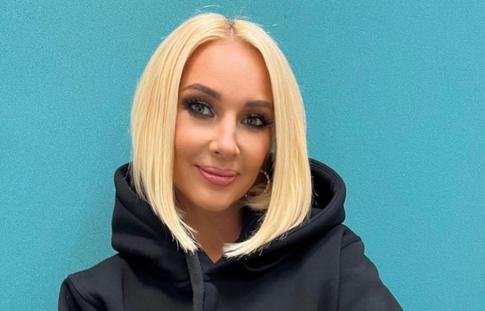 «Лох года»: Леру Кудрявцеву обманули мошенники на 180 тысяч рублей