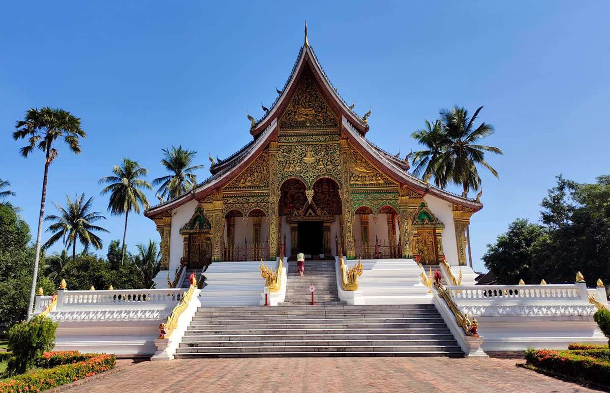 Луанг Пробанг привлекает туристов обилием храмов