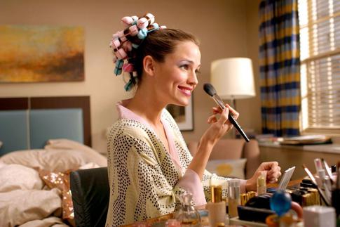 Уволь визажиста! За какие промахи в макияже чаще всего ругают звезд