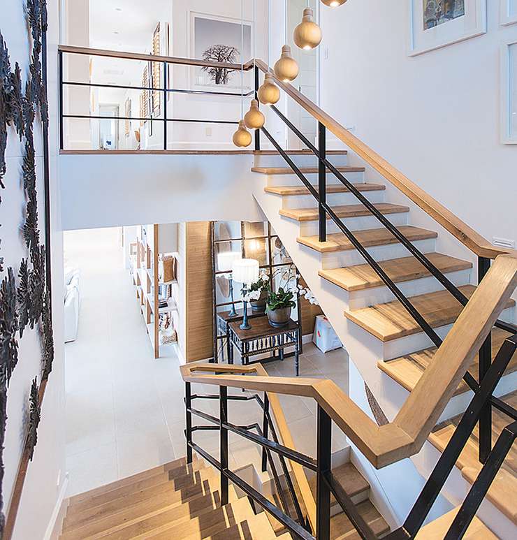 В оформлении жилья используйте натуральные материалы. Дерево «дышит», его энергия мягкая и наполняет ощущением покоя В оформлении жилья используйте натуральные материалы. Дерево «дышит», его энергия мягкая и наполняет ощущением покоя