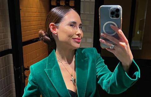 Звезда «Уральских пельменей» Илана Юрьева ответила на слухи о беременности: «Есть животик»